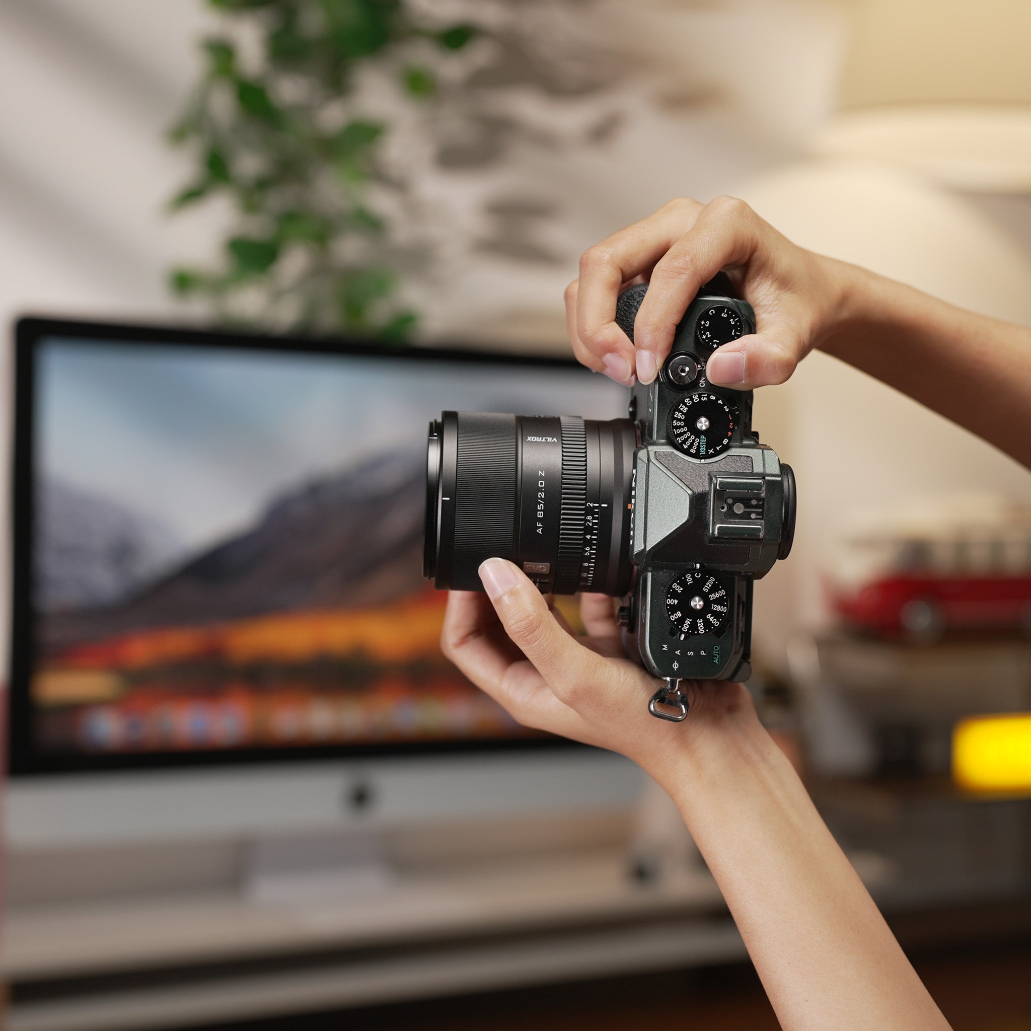 Viltrox 85mm F2.0 EVO Z| Lightweight Full-Frame Portrait Lens