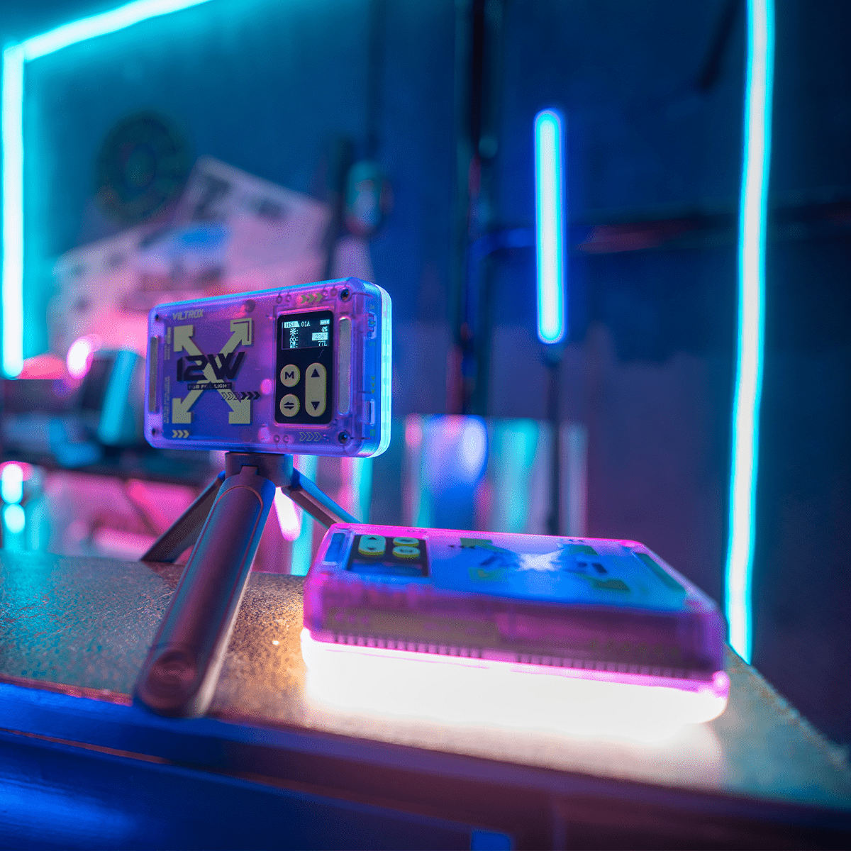 Viltrox RB - V12 Magnetic Portable RGB LED Light - Viltrox StoreLed video light